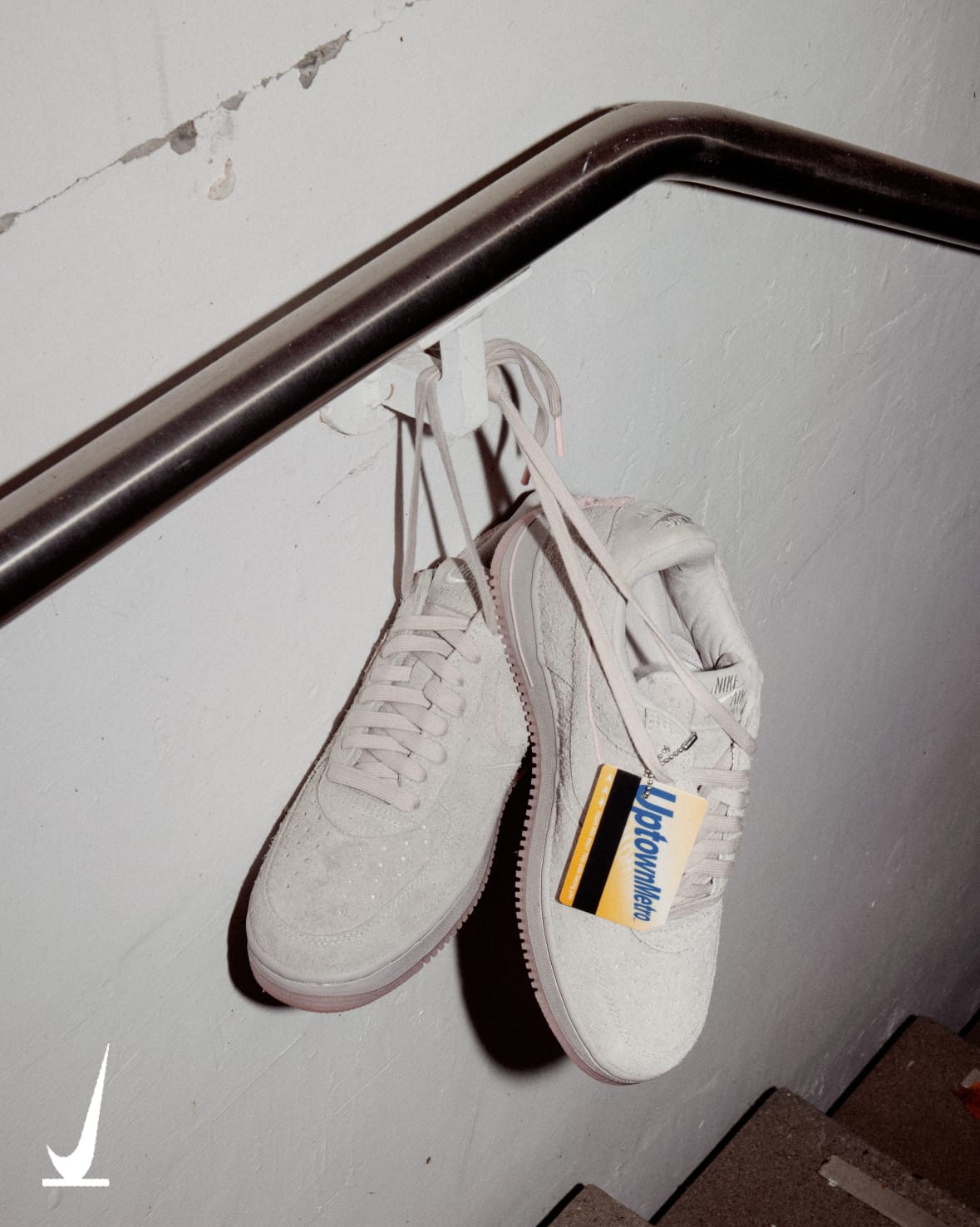 NIKE公式】エア フォース 1 '01 'College Grey and Pink Glaze